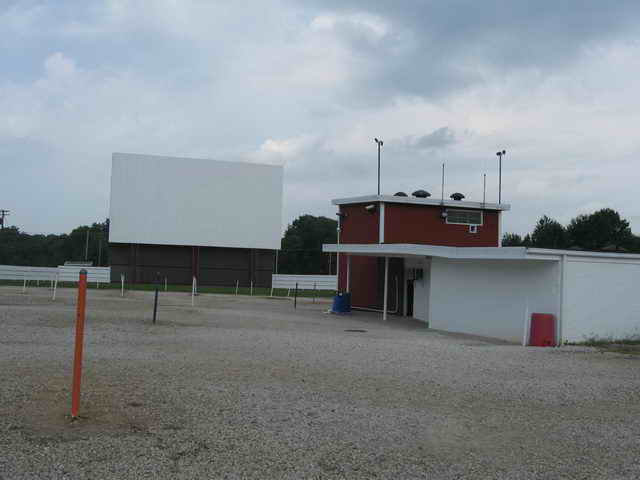 Midway Drive In Theater - 2010 Photo
